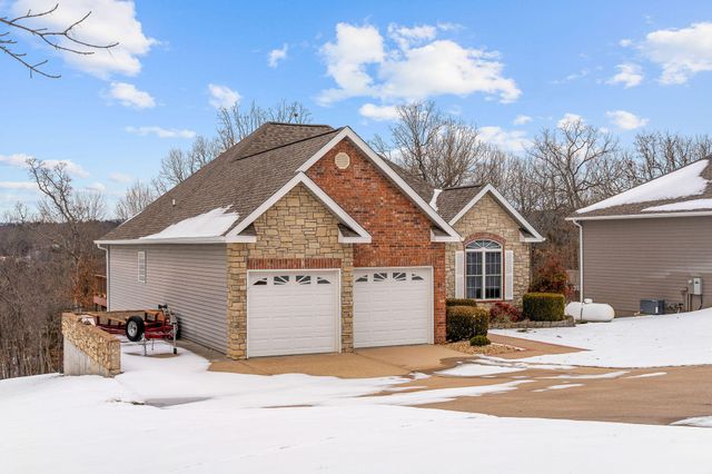 21 Tall Cedar Lane, Reeds Spring, MO 65737