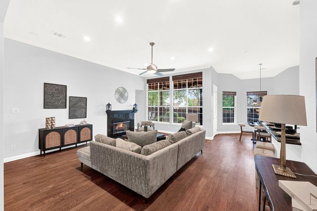4433 Creekbend Circle, Richardson, TX 75082