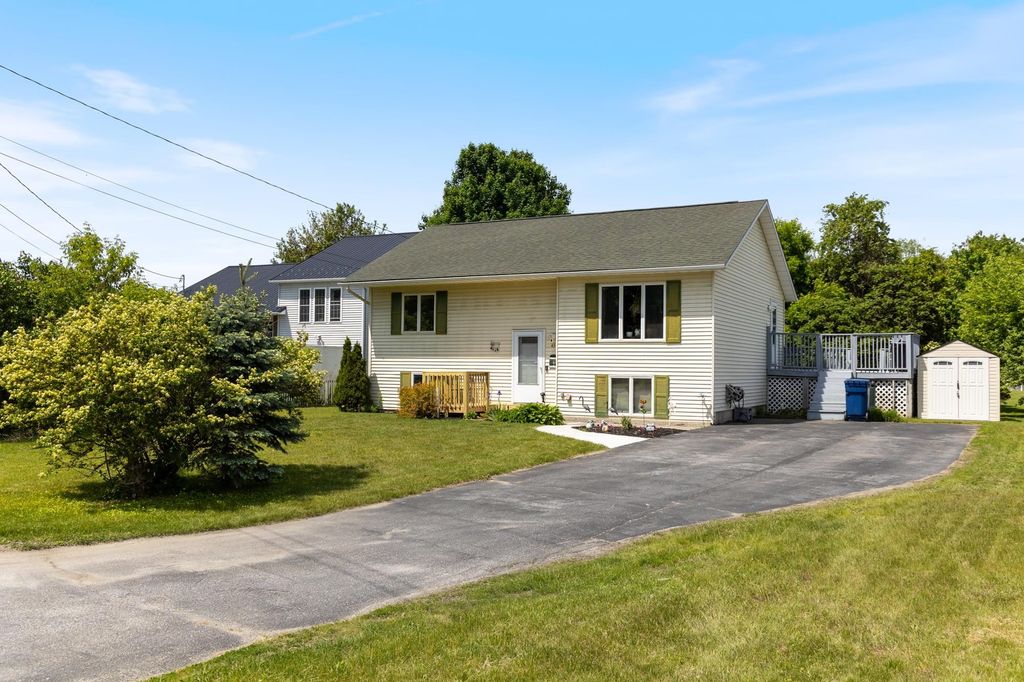 43 Bushey Street, Swanton, VT 05488