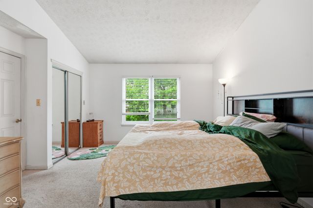 7762 Park North Lake Drive, Indianapolis, IN 46260