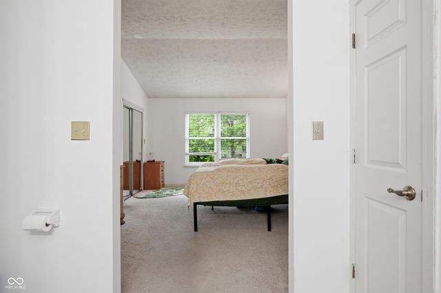7762 Park North Lake Drive, Indianapolis, IN 46260