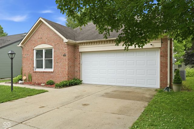 7762 Park North Lake Drive, Indianapolis, IN 46260