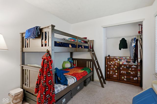 7762 Park North Lake Drive, Indianapolis, IN 46260