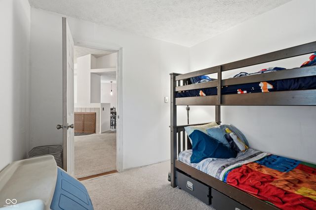 7762 Park North Lake Drive, Indianapolis, IN 46260