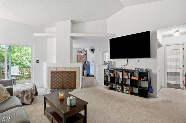 7762 Park North Lake Drive, Indianapolis, IN 46260