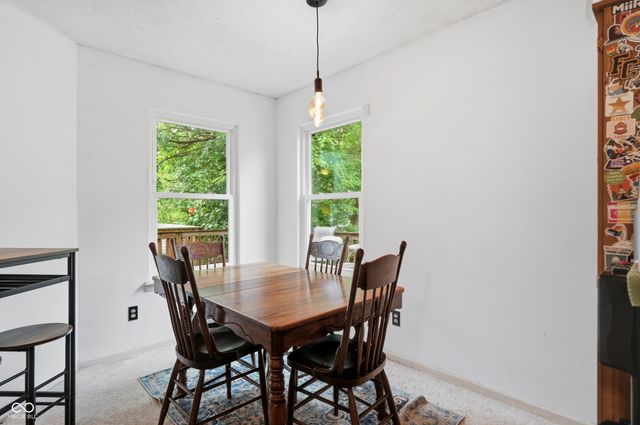 7762 Park North Lake Drive, Indianapolis, IN 46260