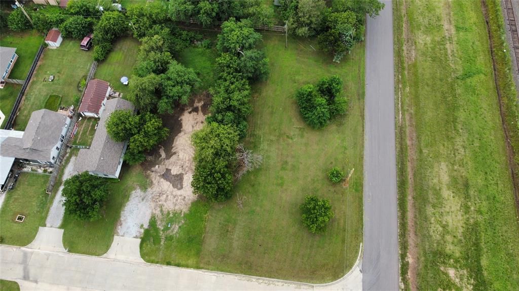 200 NE 2nd Street, Moore, OK 73160