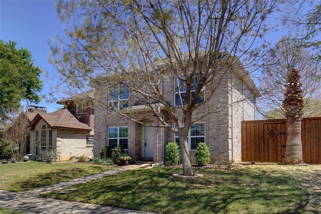 1703 Creekpoint Drive, Lewisville, TX 75067