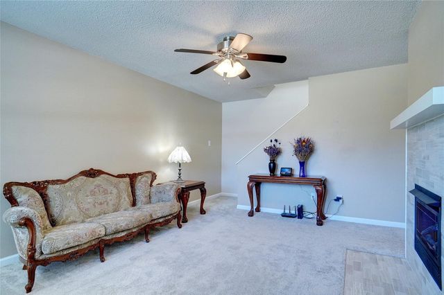 1703 Creekpoint Drive, Lewisville, TX 75067