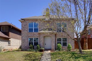 1703 Creekpoint Drive, Lewisville, TX 75067
