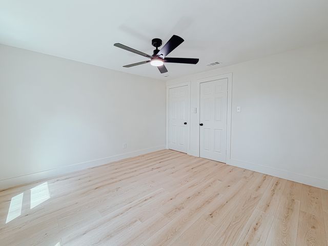 216 N Spikes Road, Corsicana, TX 75110