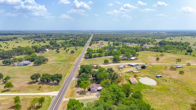 216 N Spikes Road, Corsicana, TX 75110