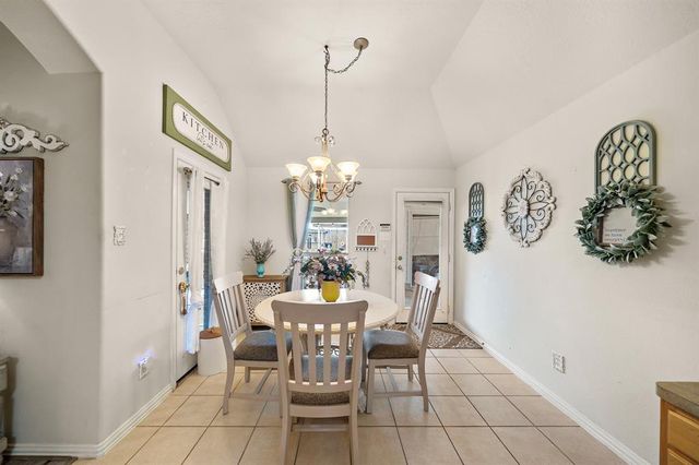 2704 Pebble Creek Drive, Pearland, TX 77581