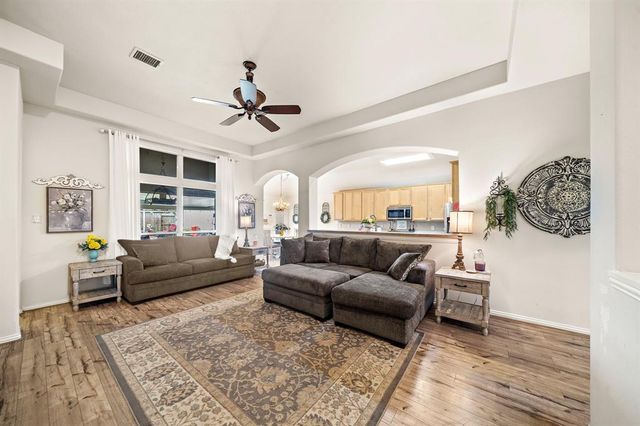 2704 Pebble Creek Drive, Pearland, TX 77581