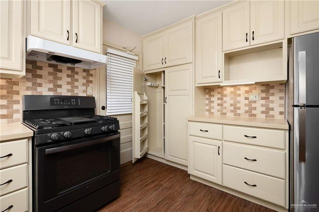 513 W Tamarack Avenue, Mcallen, TX 78501