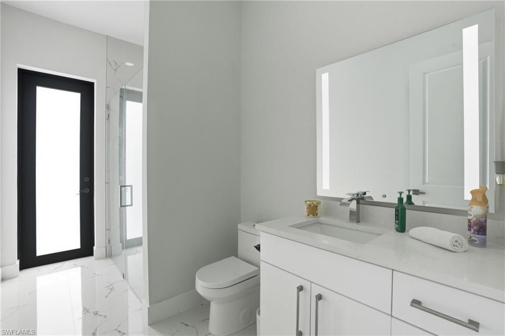 Image 22 of property listing at 2919 El Dorado BLVD N, Cape Coral, FL 33993