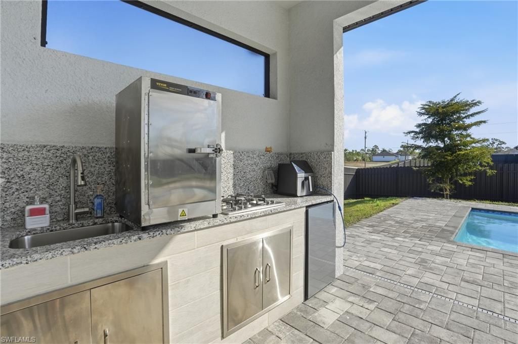 Image 27 of property listing at 2919 El Dorado BLVD N, Cape Coral, FL 33993