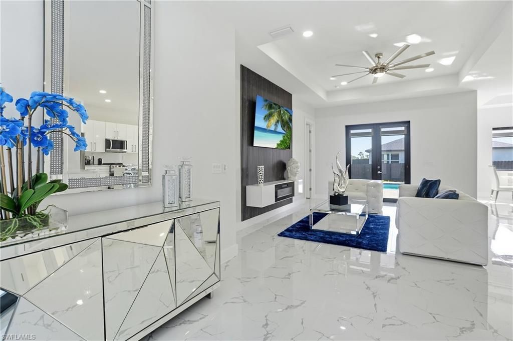 Image 3 of property listing at 2919 El Dorado BLVD N, Cape Coral, FL 33993