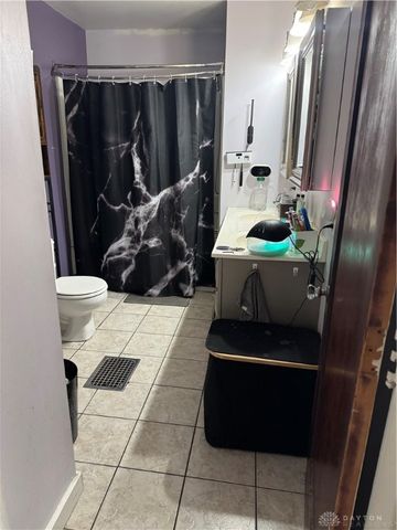 11 Pinehurst Avenue, Dayton, OH 45405