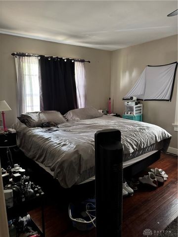 11 Pinehurst Avenue, Dayton, OH 45405