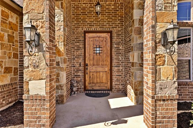 10301 Los Rios Drive, Fort Worth, TX 76179