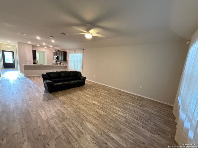 11742 Pelican Cove, San Antonio, TX 78221