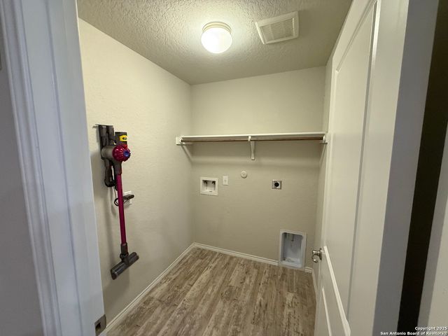 11742 Pelican Cove, San Antonio, TX 78221