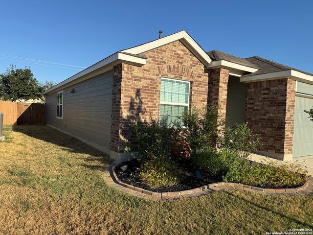 11742 Pelican Cove, San Antonio, TX 78221