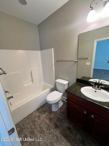 111 Armand Oaks, Ocean Springs, MS 39564