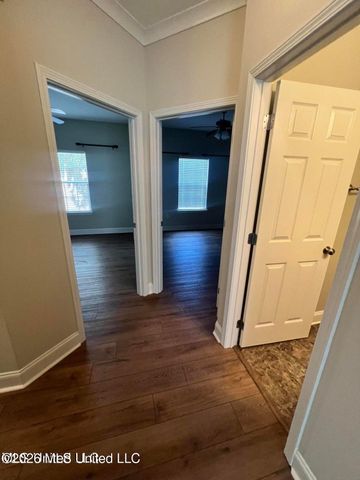 111 Armand Oaks, Ocean Springs, MS 39564