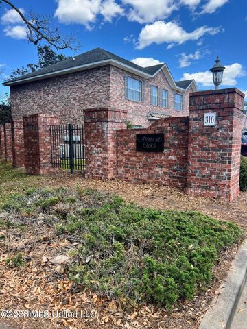 111 Armand Oaks, Ocean Springs, MS 39564