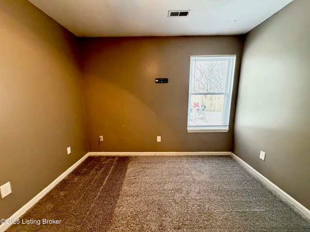 3003 Jason Dr B, New Albany, IN 47150