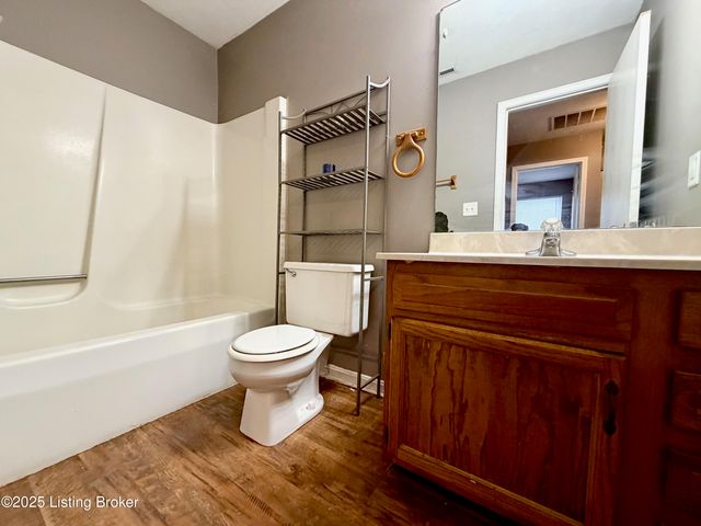 3003 Jason Dr B, New Albany, IN 47150