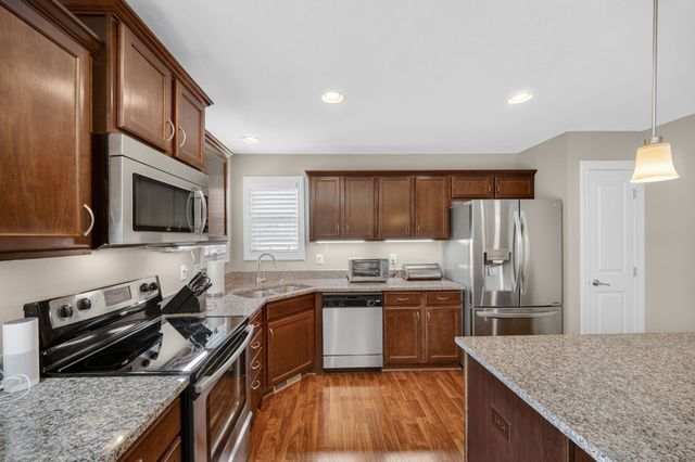 4207 146th Street, Urbandale, IA 50323