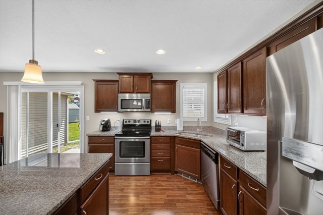 4207 146th Street, Urbandale, IA 50323
