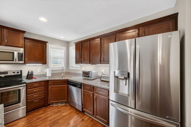 4207 146th Street, Urbandale, IA 50323