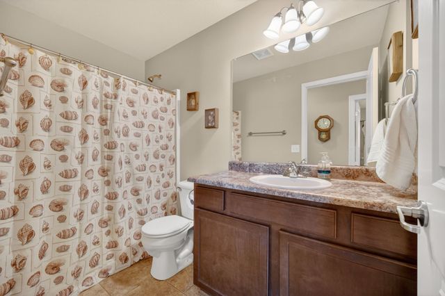 4207 146th Street, Urbandale, IA 50323