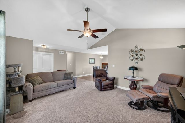 4207 146th Street, Urbandale, IA 50323