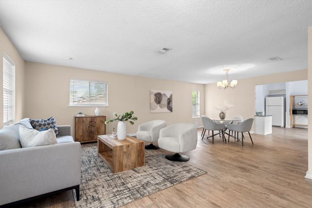 1006 N Lucas Drive, Grapevine, TX 76051