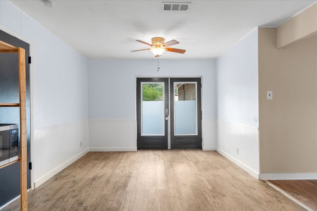 1006 N Lucas Drive, Grapevine, TX 76051
