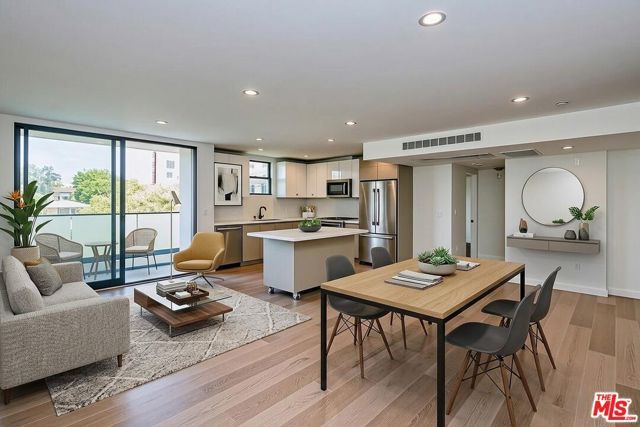 328 N Maple Drive 303, Beverly Hills, CA 90210