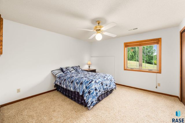 25876 481st Ave Avenue, Brandon, SD 57005