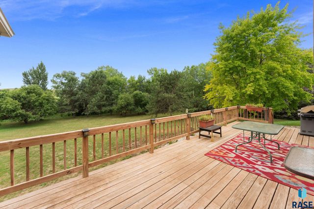 25876 481st Ave Avenue, Brandon, SD 57005