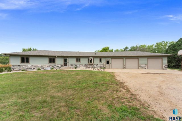 25876 481st Ave Avenue, Brandon, SD 57005