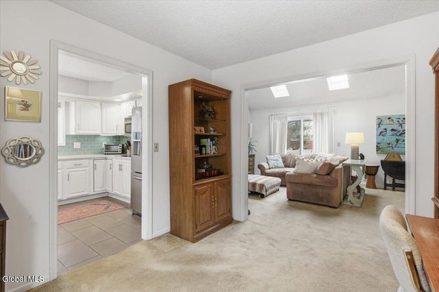 22 Loudonwood East, Colonie, NY 12211