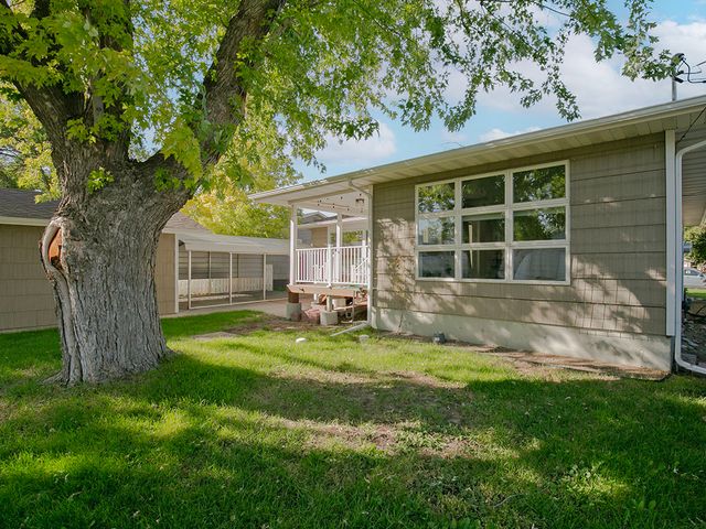 2526 Miles Avenue, Billings, MT 59102