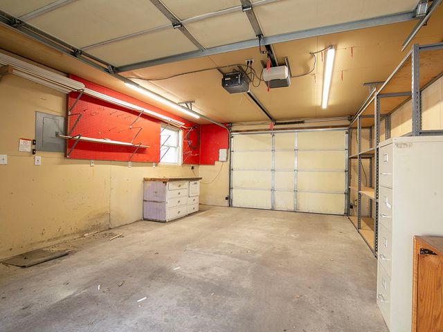 2526 Miles Avenue, Billings, MT 59102