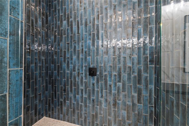 8983 Southern Shore Court, Kemp, TX 75143