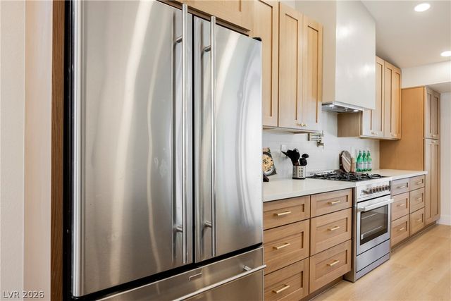 2037 Pinion Springs Drive, Henderson, NV 89074