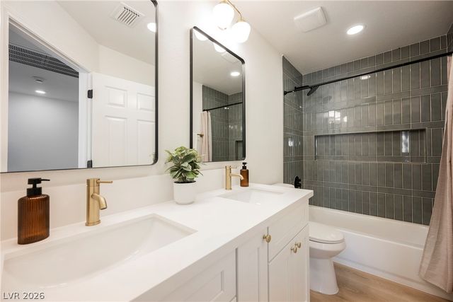 2037 Pinion Springs Drive, Henderson, NV 89074